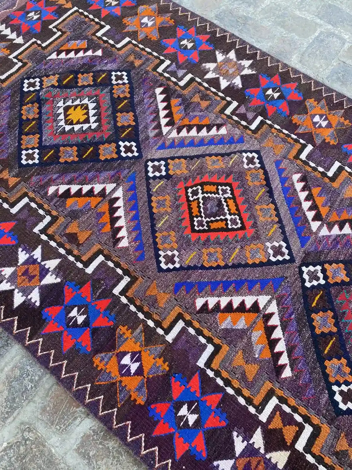 Beautiful 4'6 x 9'4 Afghan Kilim Rug - Vibrant Tribal Patterns